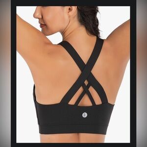 NWOT RUNNING GIRL Sports Bra, Criss Cross Back Bra Yoga Bra w/ Removable Cups